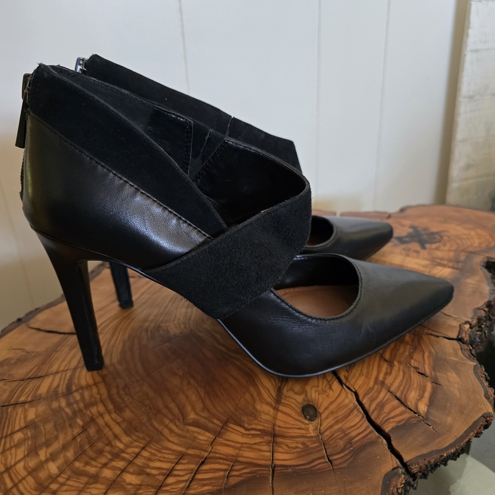Vince Camuto Black Leather Strappy Heels